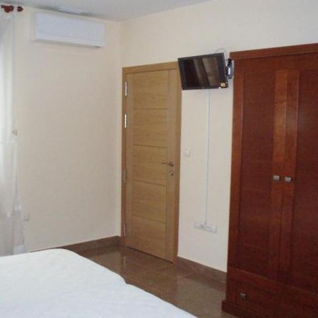 Hostal El Altozano Montánchez エクステリア 写真