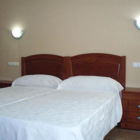 Hostal El Altozano Montánchez エクステリア 写真
